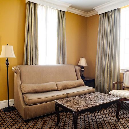 The Lafayette New Orleans By Kasa Hotel Екстериор снимка