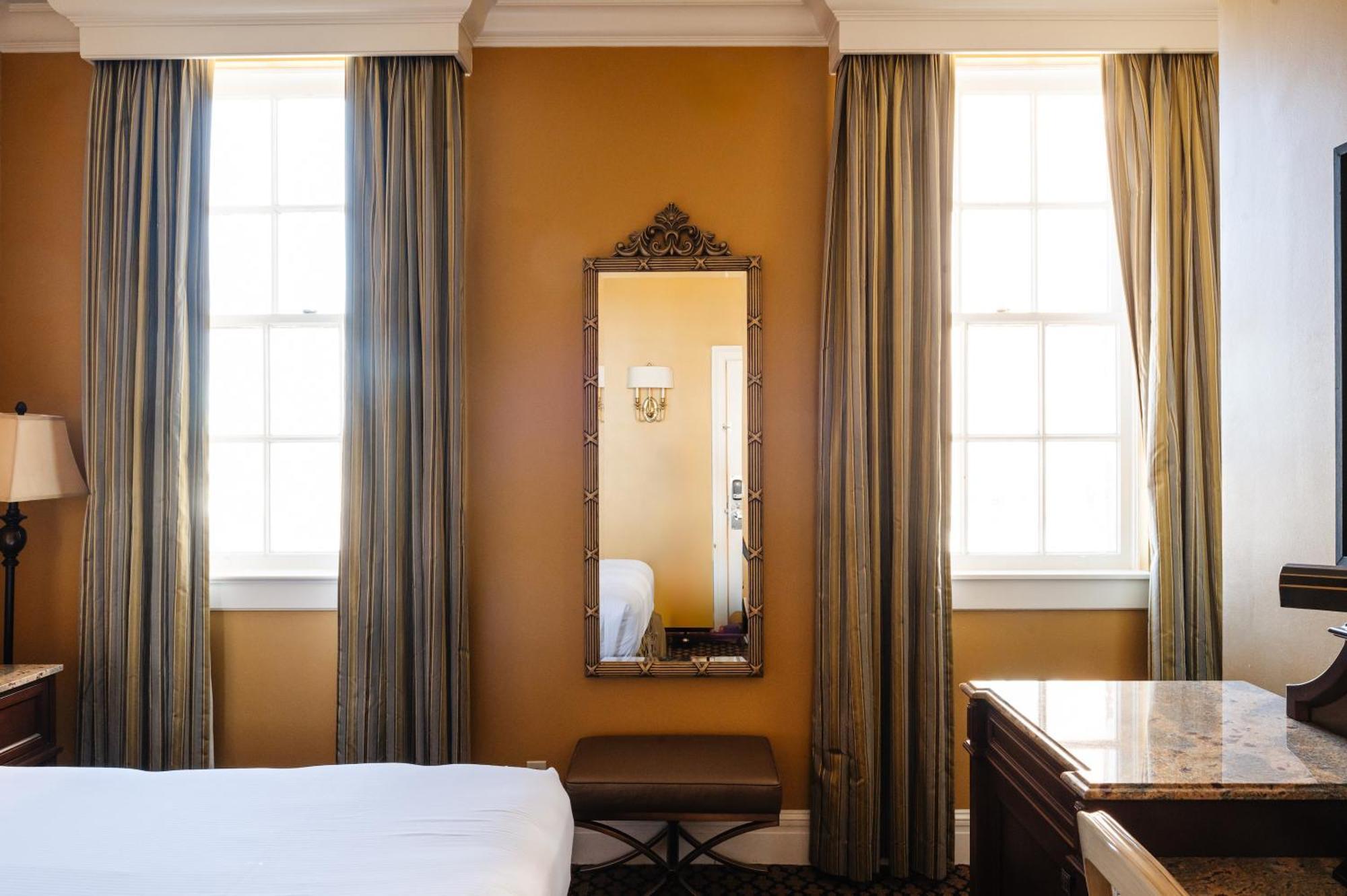 The Lafayette New Orleans By Kasa Hotel Стая снимка